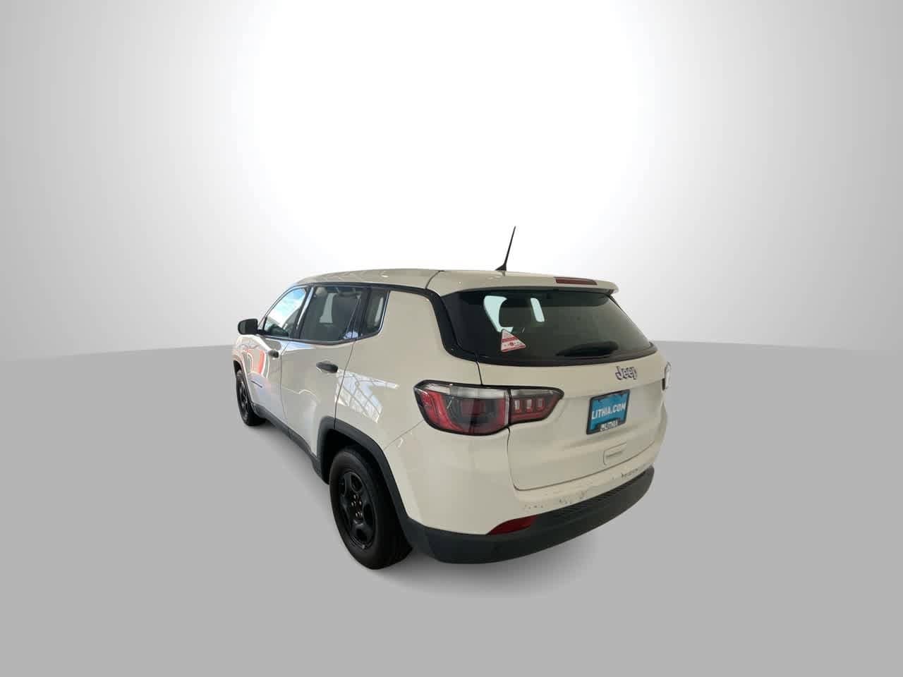 Thumbnail: 2018 Jeep Compass - 6