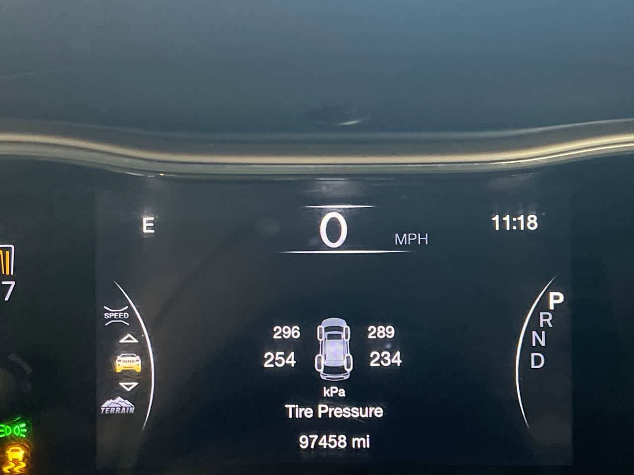 Thumbnail: 2017 Jeep Grand Cherokee - 15