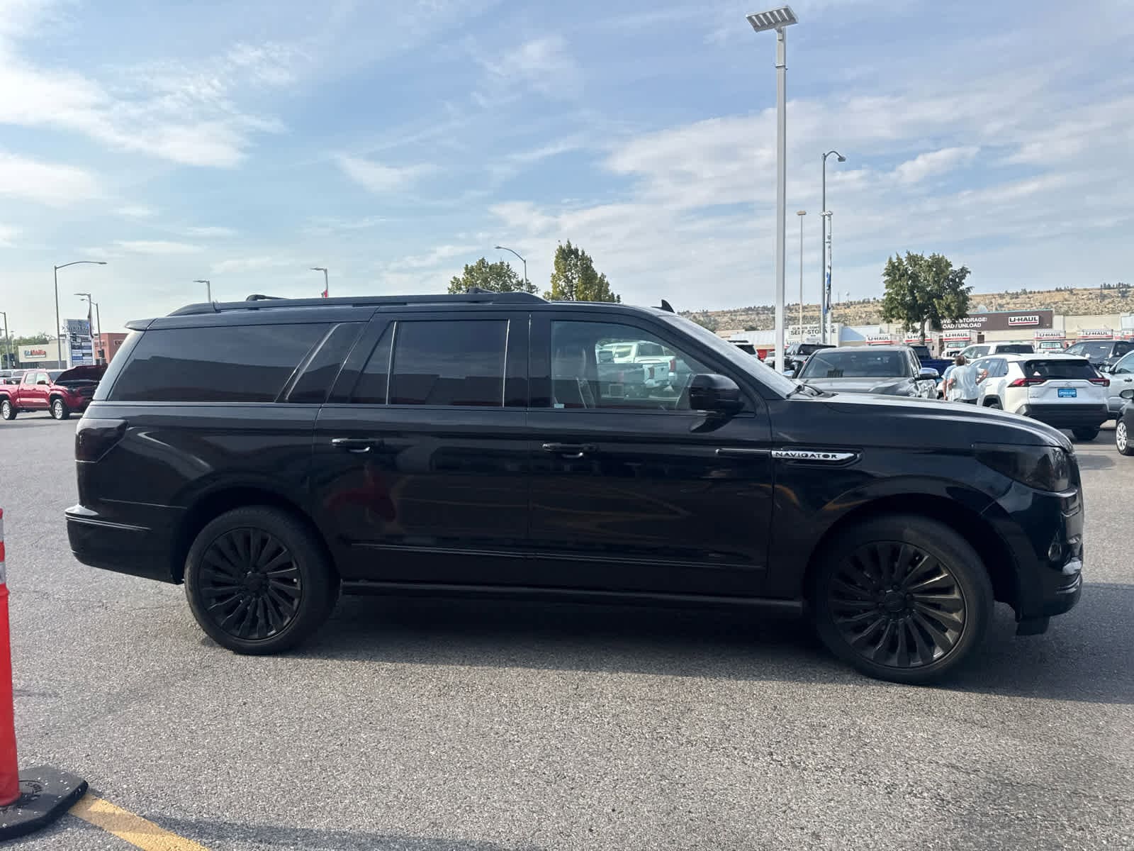Thumbnail: 2019 Lincoln Navigator L - 11