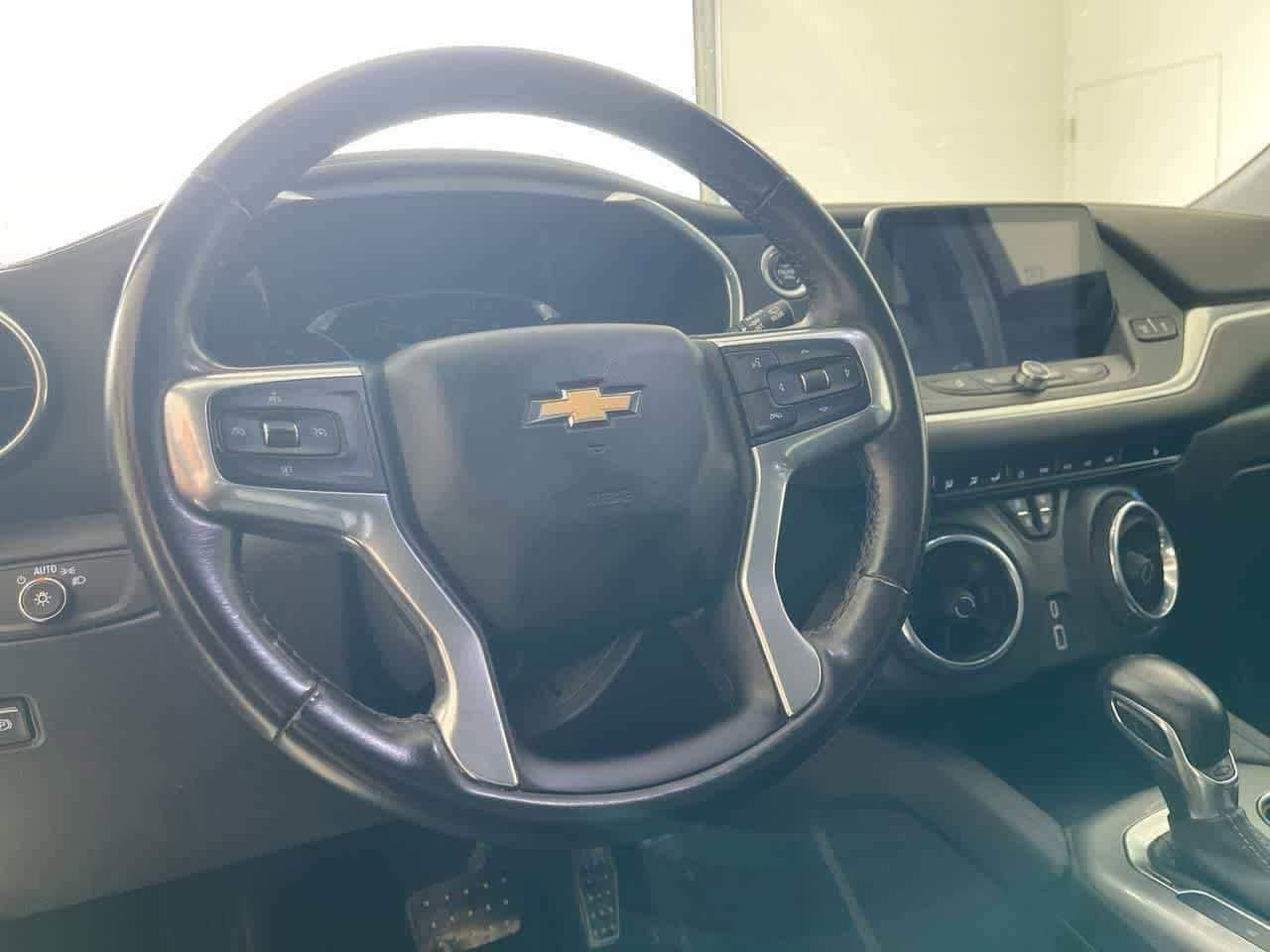 Thumbnail: 2019 Chevrolet Blazer - 11
