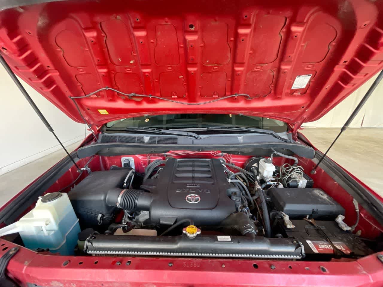 Thumbnail: 2013 Toyota Tundra - 25