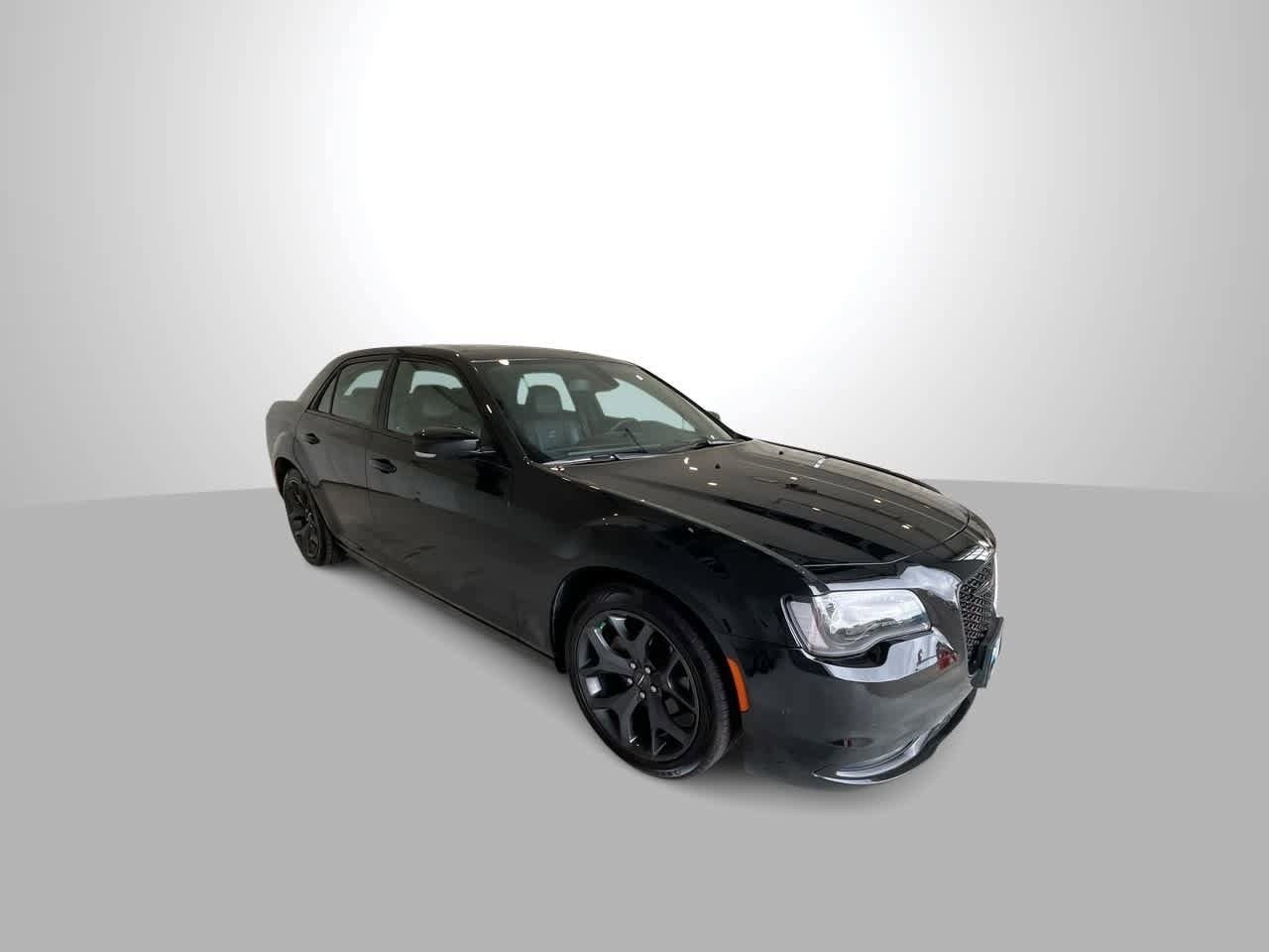 Used 2022 Chrysler 300 S with VIN 2C3CCABG2NH232658 for sale in Billings, MT