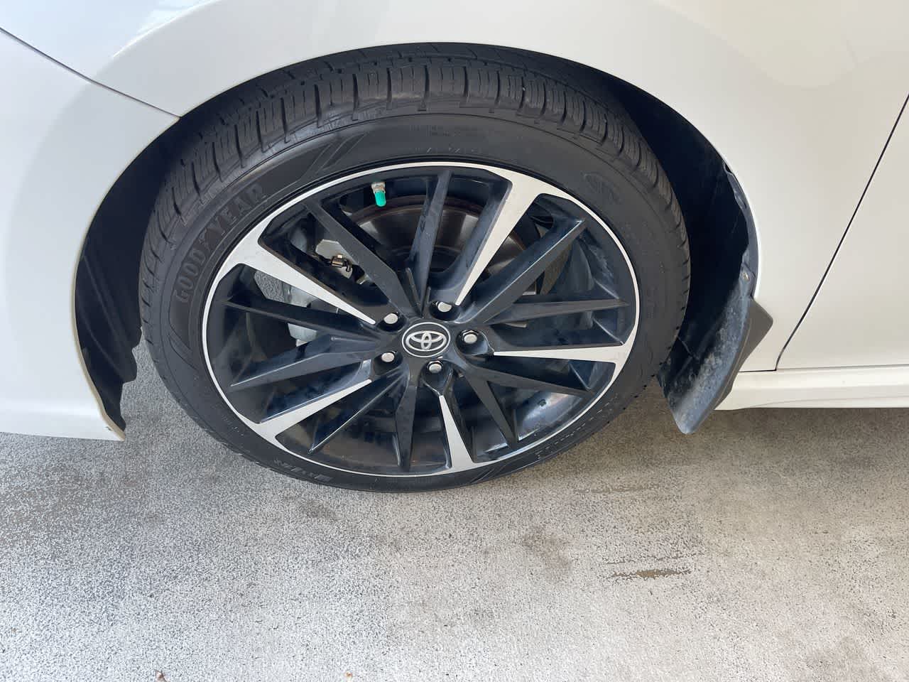 Thumbnail: 2018 Toyota Camry - 10