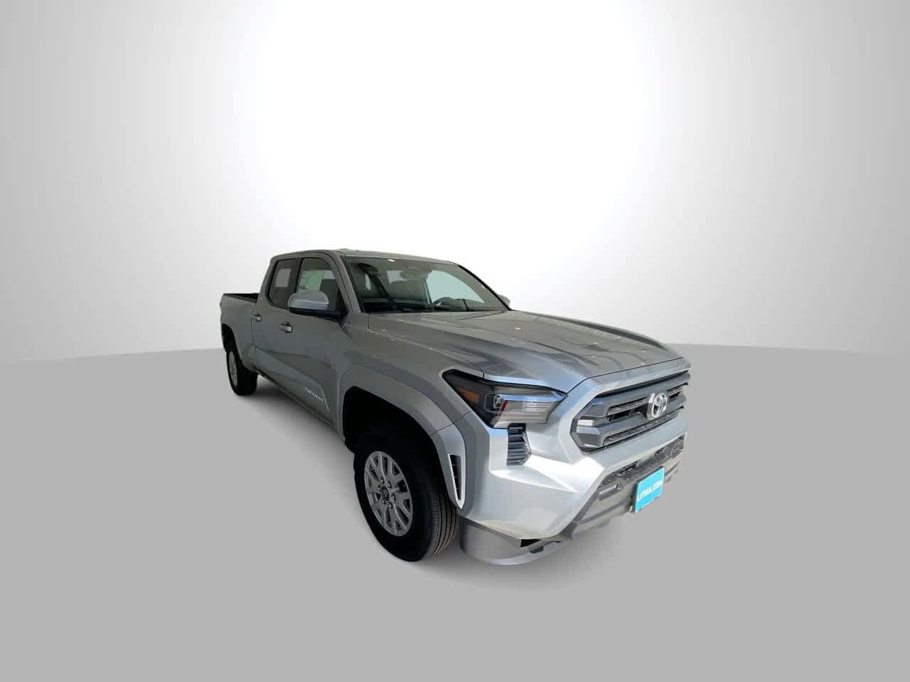 2025 Toyota Tacoma SR5 4x4 Long Bed photo 2