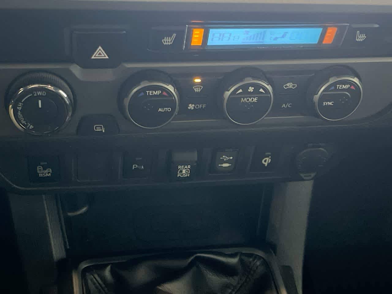 Thumbnail: 2019 Toyota Tacoma - 19