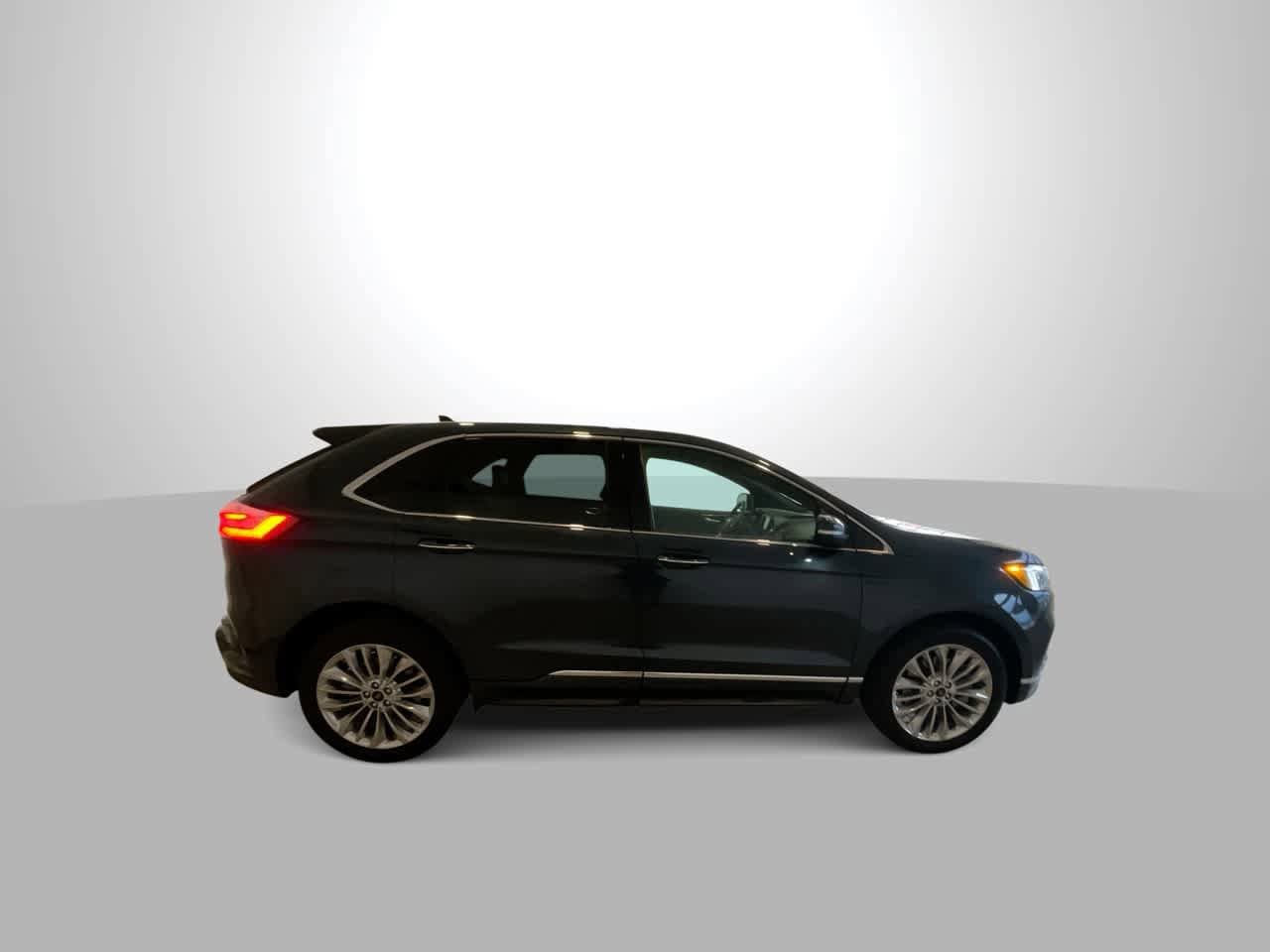 Thumbnail: 2022 Ford Edge - 9