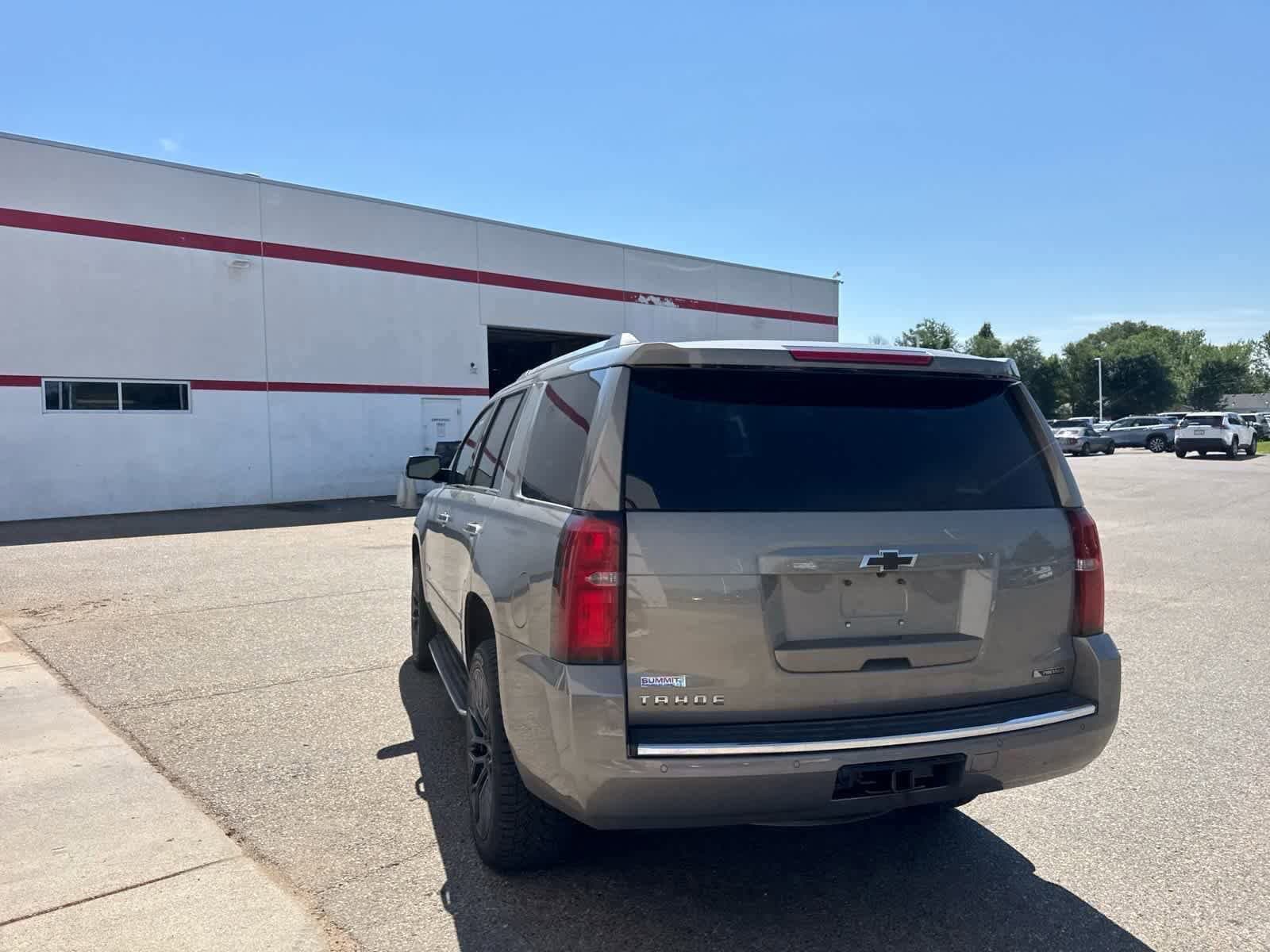 Thumbnail: 2018 Chevrolet Tahoe - 11