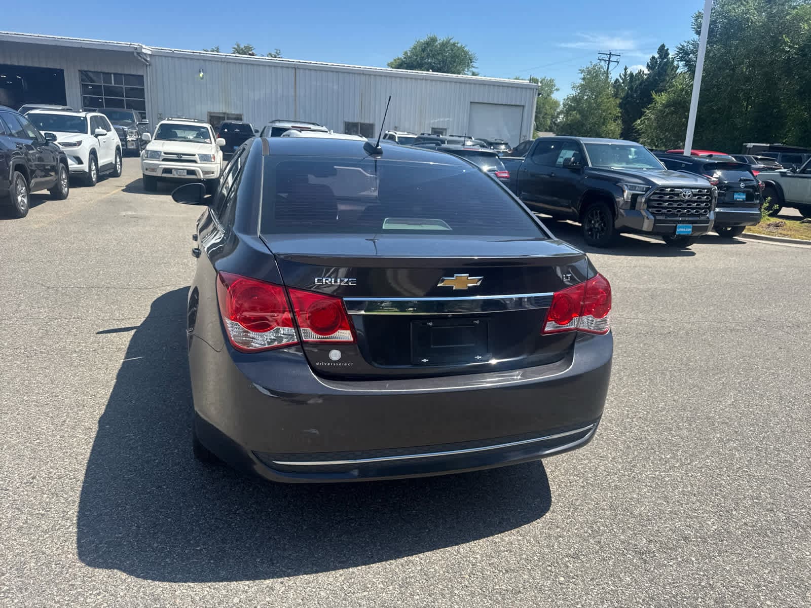 Thumbnail: 2016 Chevrolet Cruze - 18