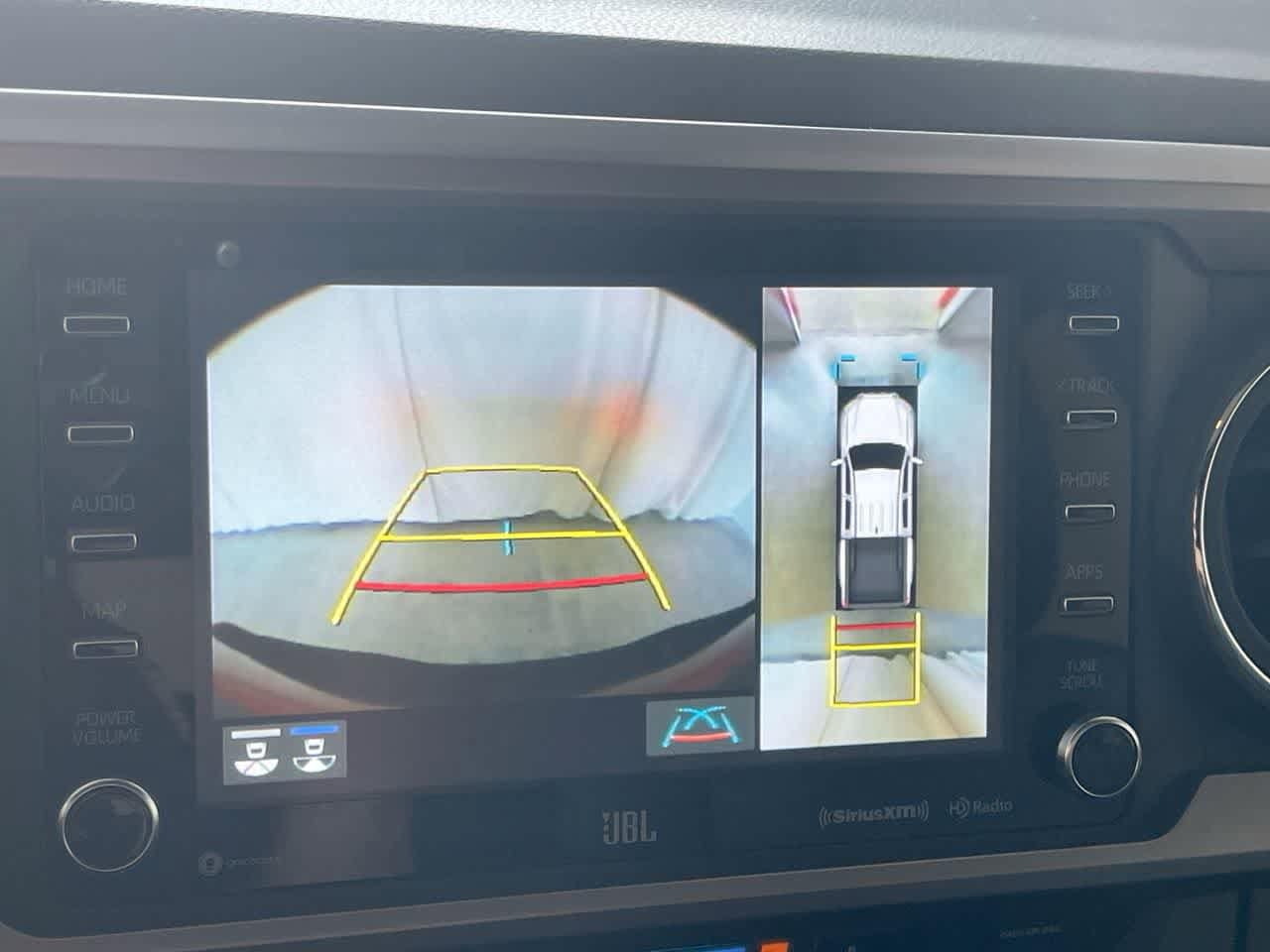 Thumbnail: 2022 Toyota Tacoma - 17