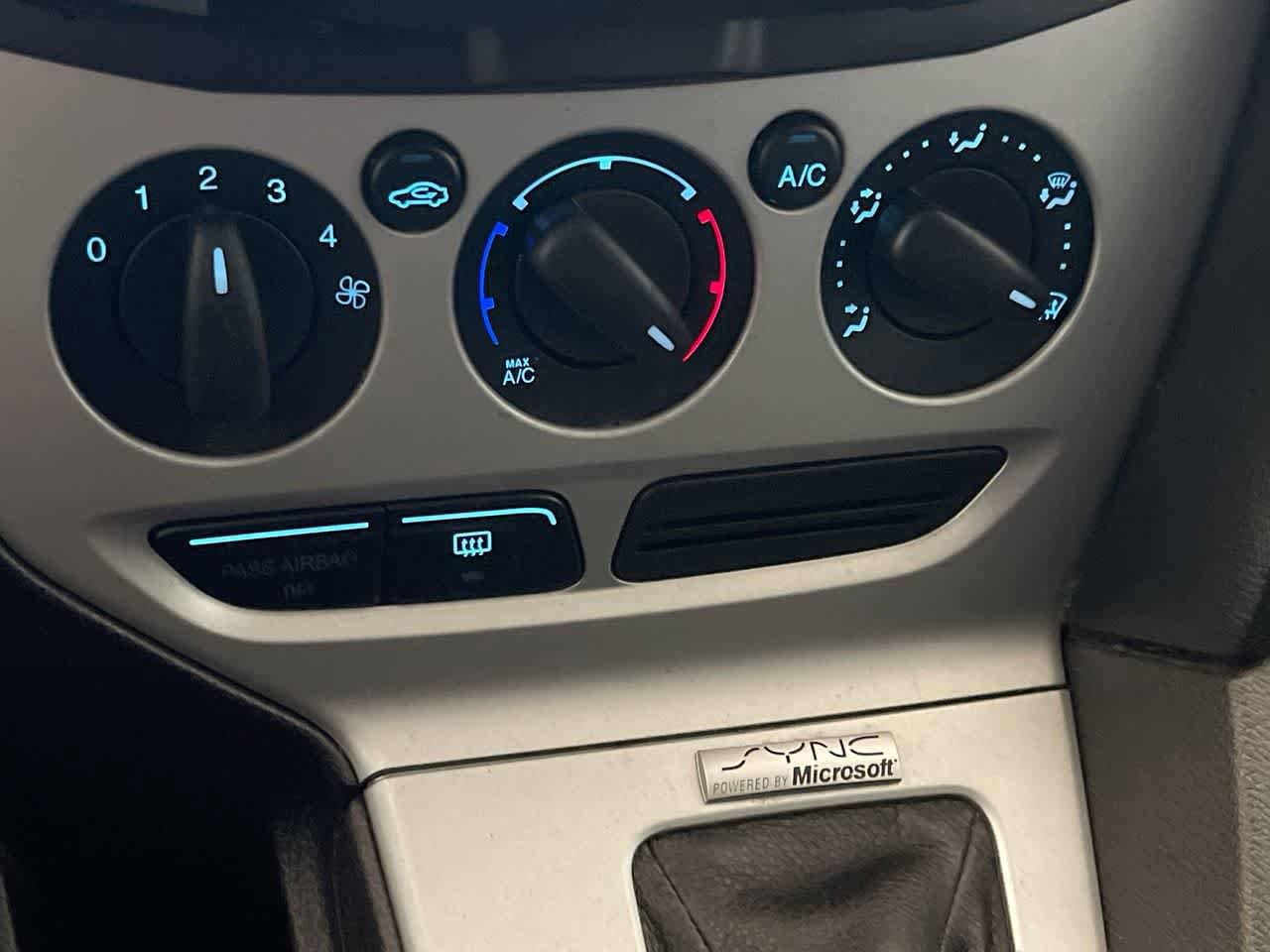 Thumbnail: 2014 Ford Focus - 17