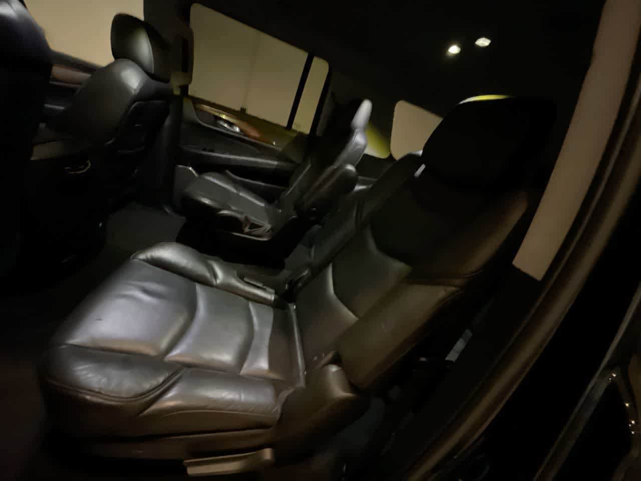 Thumbnail: 2018 Cadillac Escalade - 23