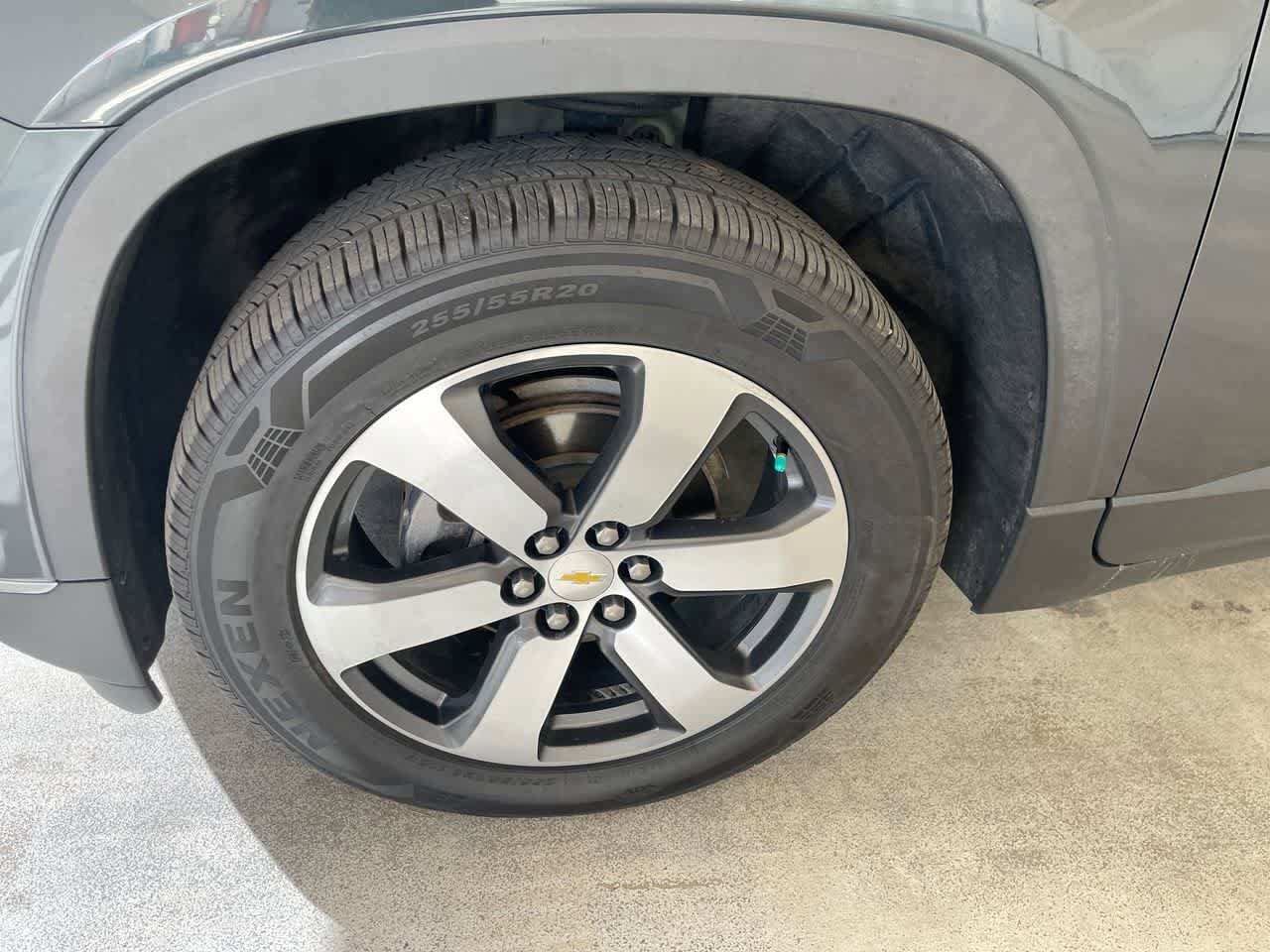 Thumbnail: 2020 Chevrolet Traverse - 10