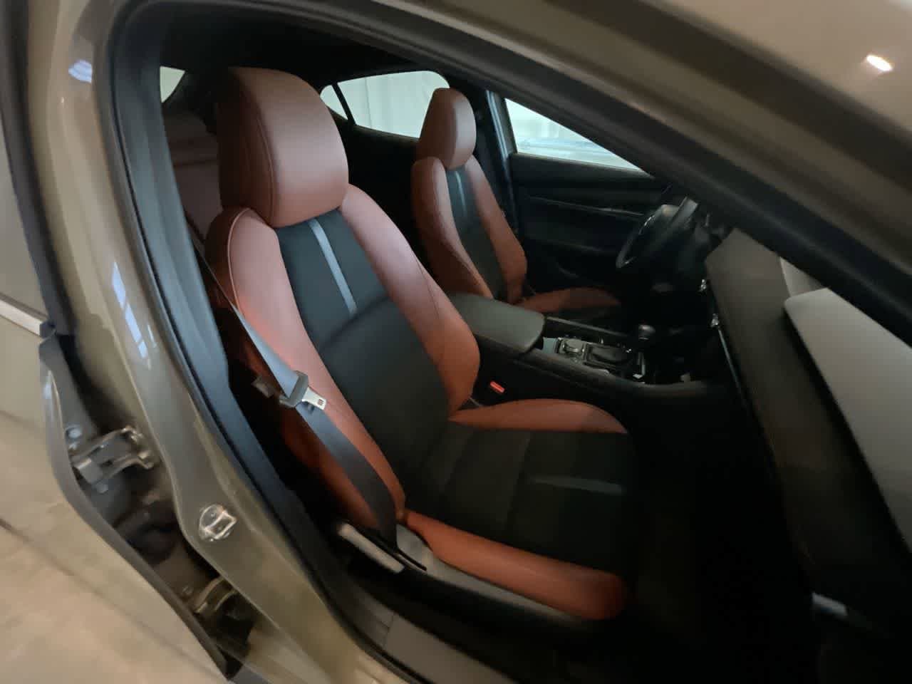 Thumbnail: 2024 Mazda Mazda3 - 25