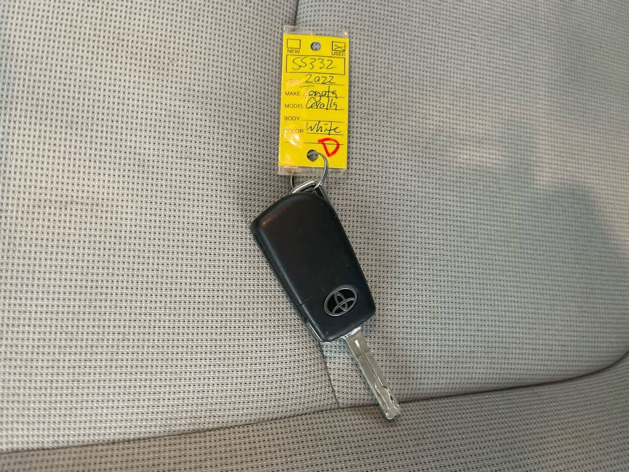 Thumbnail: 2022 Toyota Corolla - 26