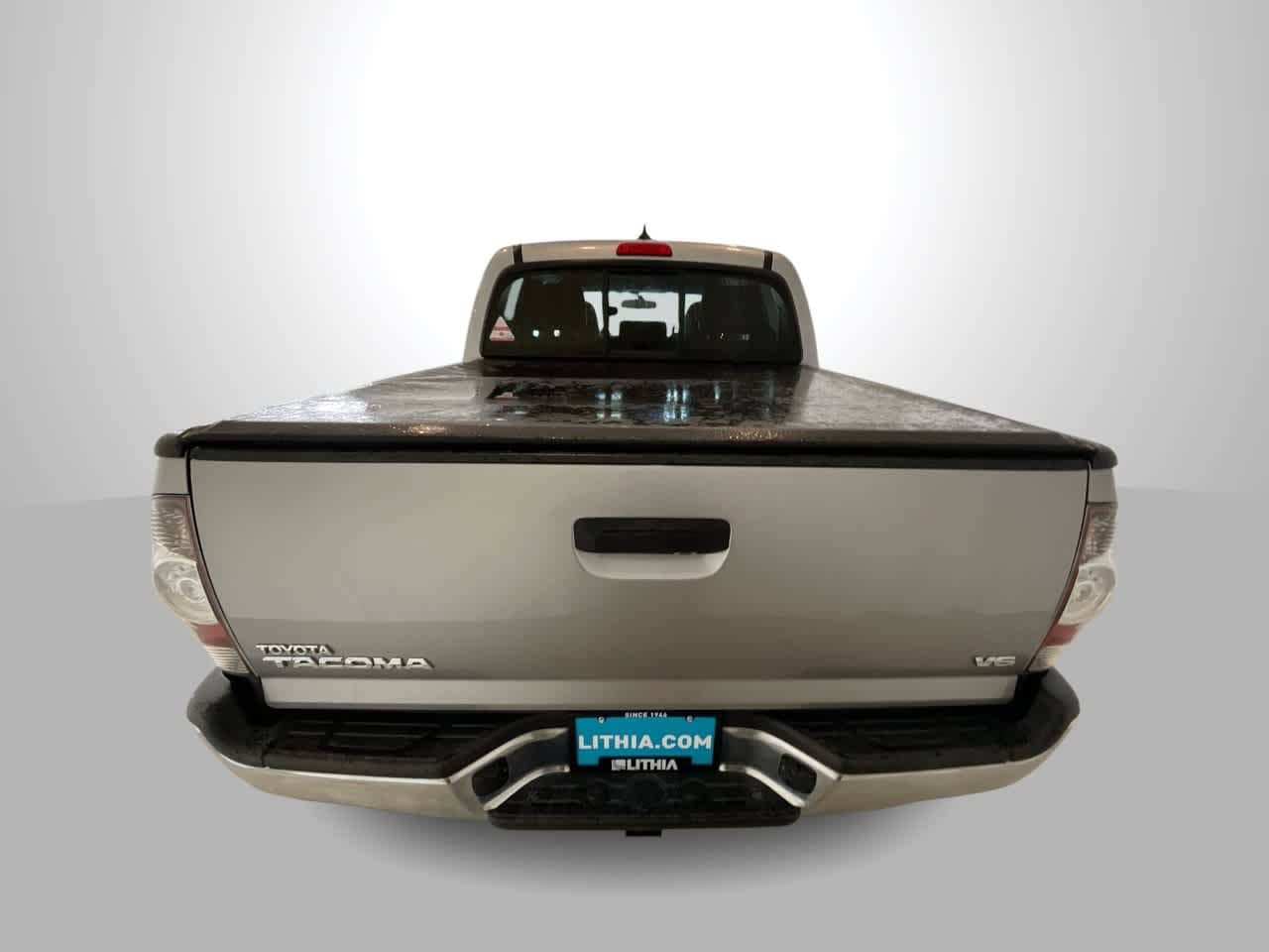 Thumbnail: 2014 Toyota Tacoma - 7