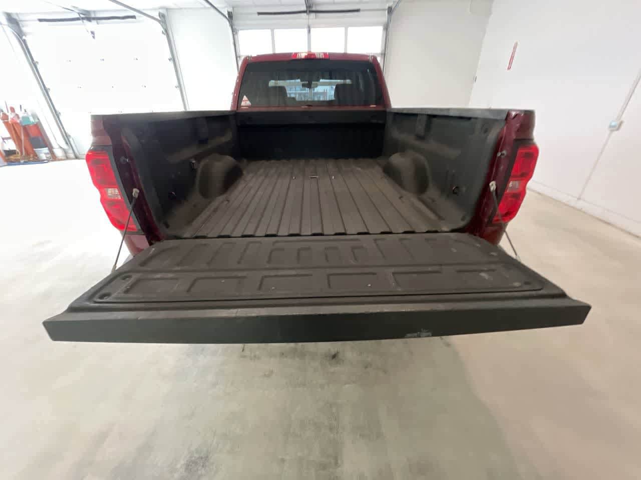 Thumbnail: 2016 Chevrolet Silverado 2500 - 23