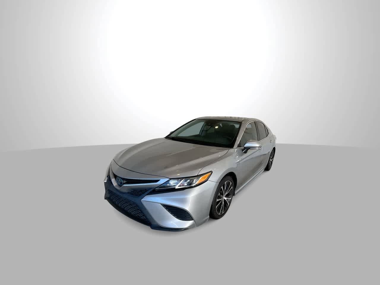 Thumbnail: 2020 Toyota Camry - 4