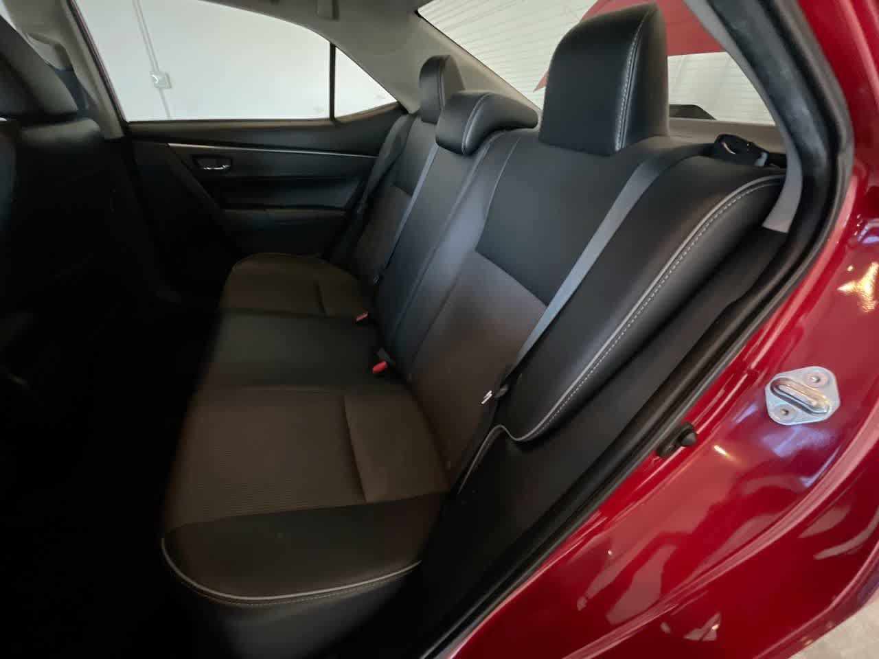 Thumbnail: 2014 Toyota Corolla - 21