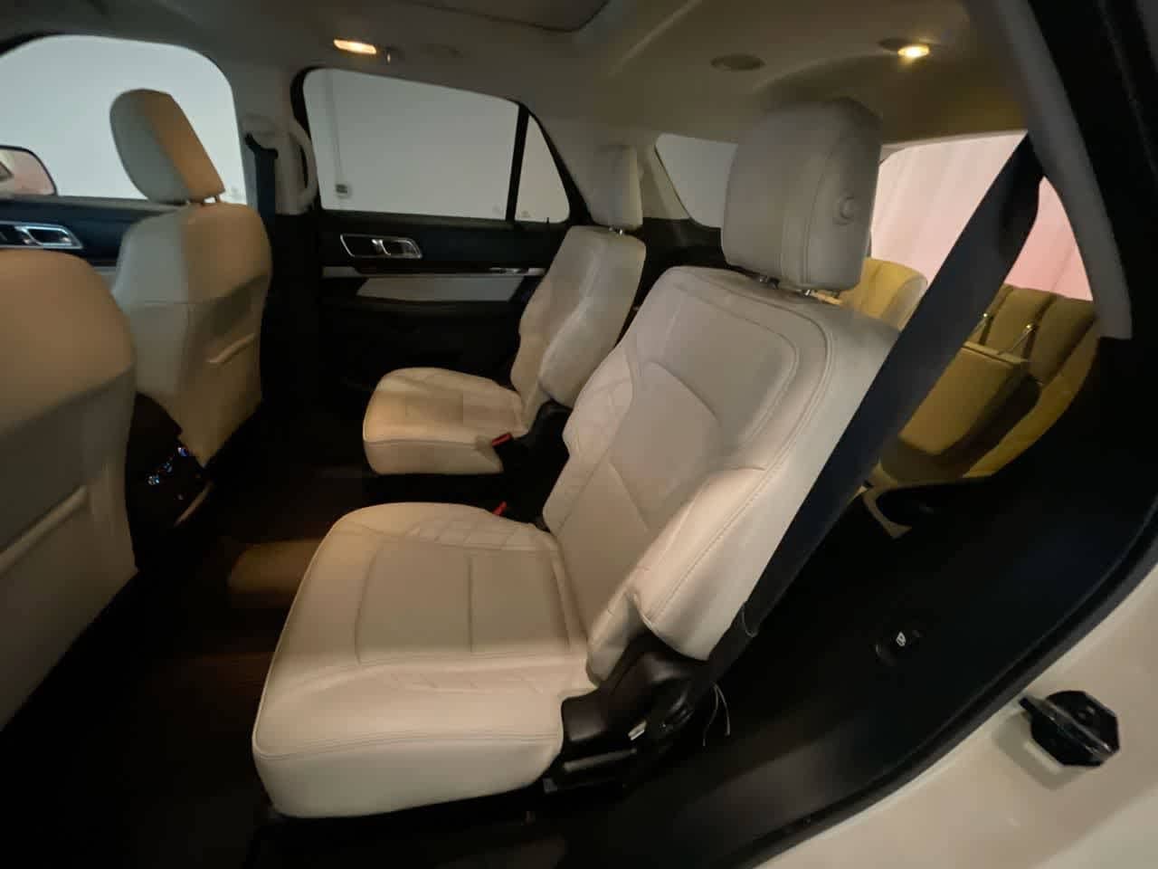 Thumbnail: 2018 Ford Explorer - 23