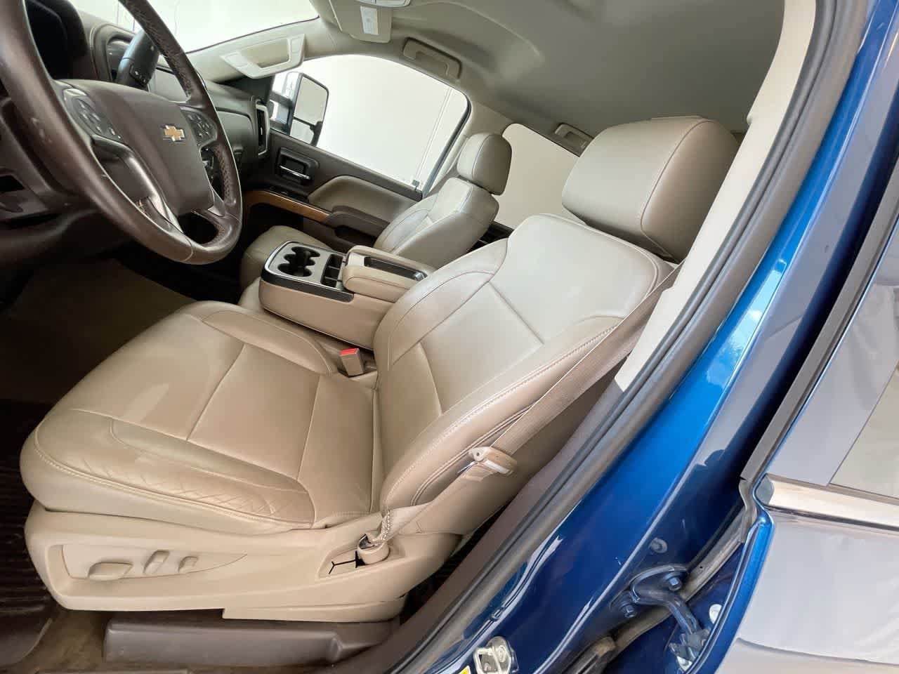 2016 Chevrolet Silverado 1500 LTZ 11