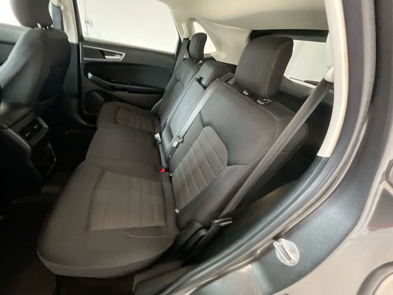 Thumbnail: 2018 Ford Edge - 24