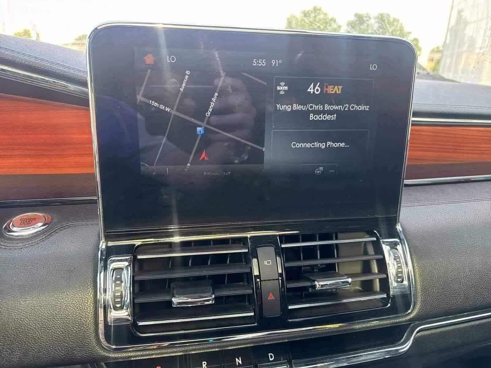 Thumbnail: 2019 Lincoln Navigator L - 33