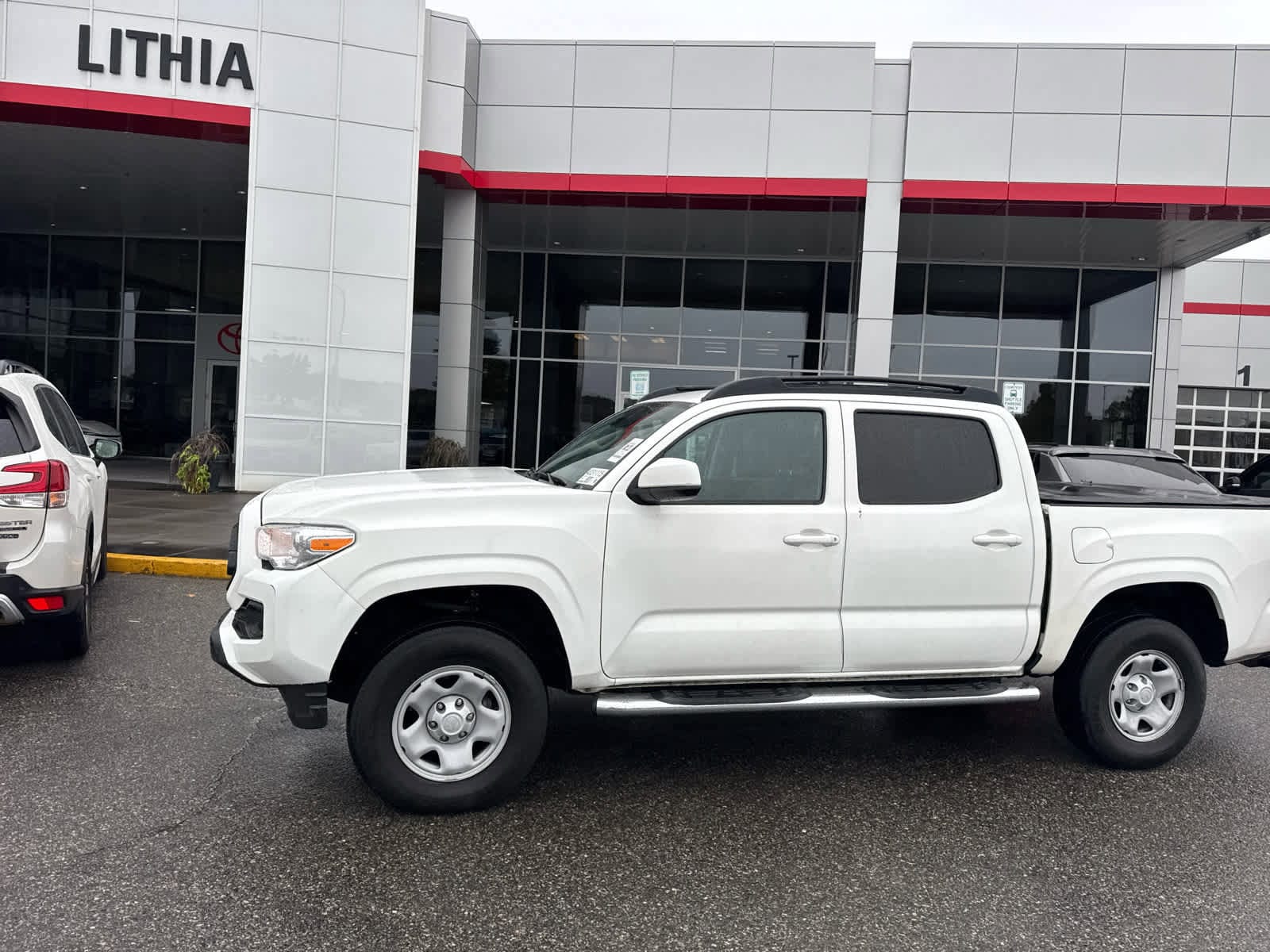 Thumbnail: 2022 Toyota Tacoma - 4