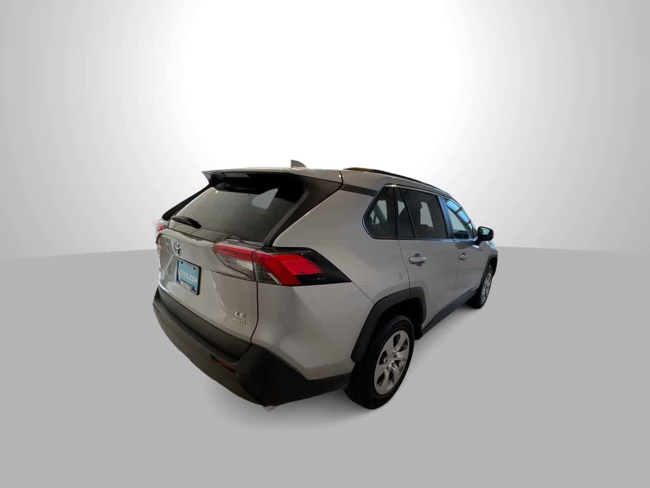 Thumbnail: 2021 Toyota RAV4 - 8