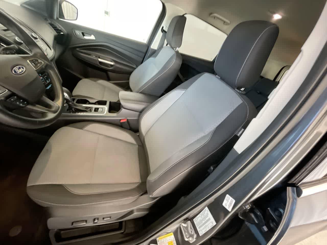 Thumbnail: 2018 Ford Escape - 11