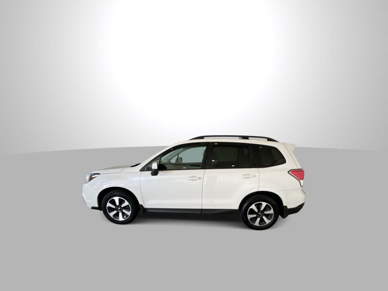 Thumbnail: 2017 Subaru Forester - 5