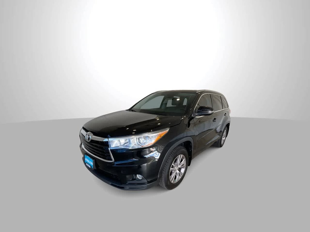 Used 2015 Toyota Highlander XLE Sport Utility