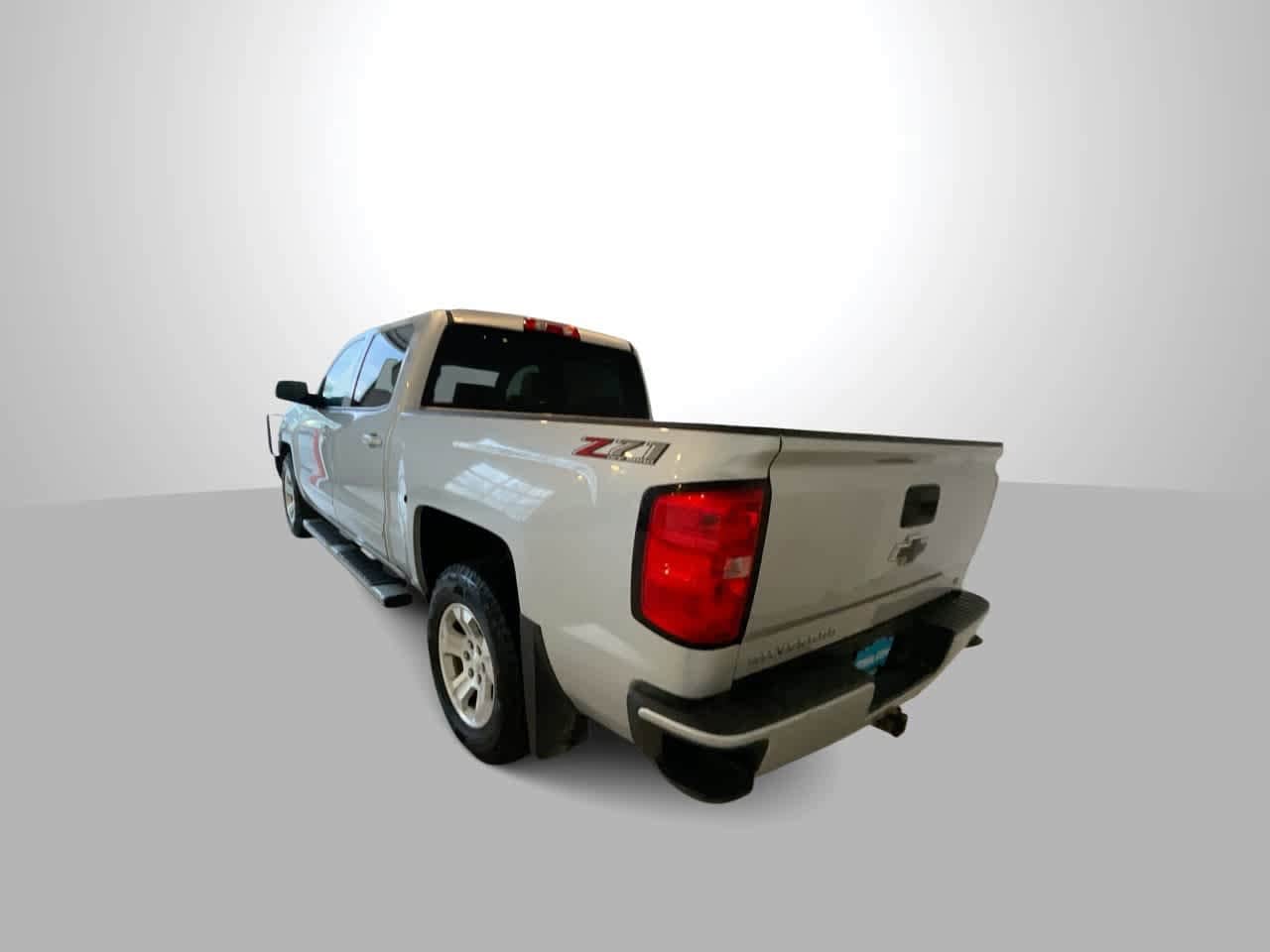 Thumbnail: 2018 Chevrolet Silverado 1500 - 6