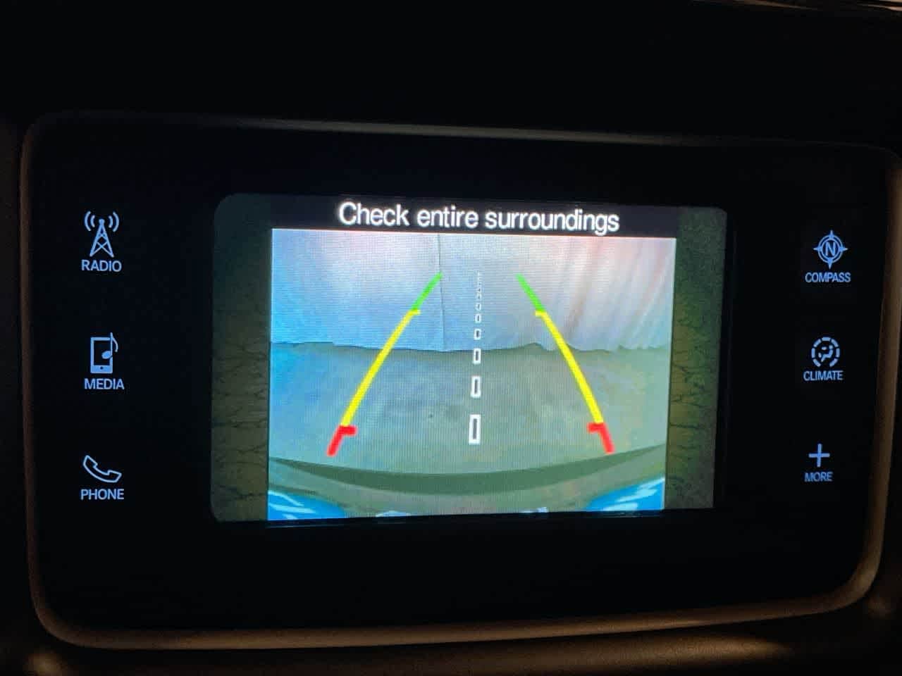 Thumbnail: 2017 Jeep Grand Cherokee - 17