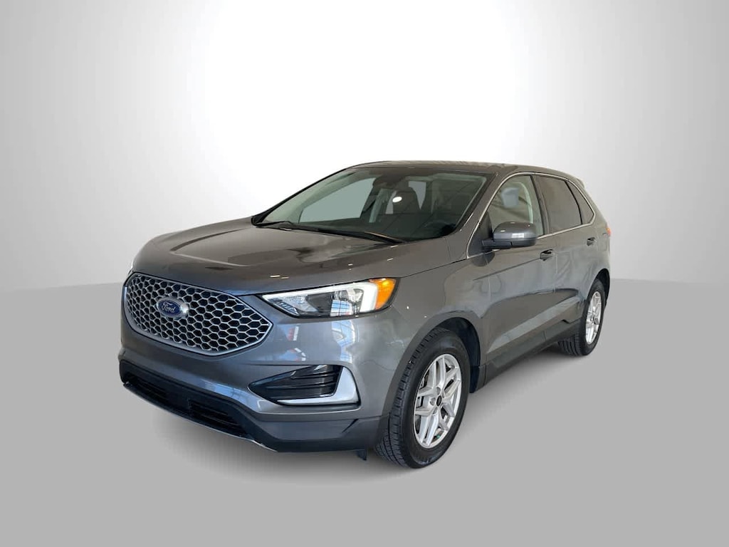 Used 2024 Ford Edge SEL Sport Utility