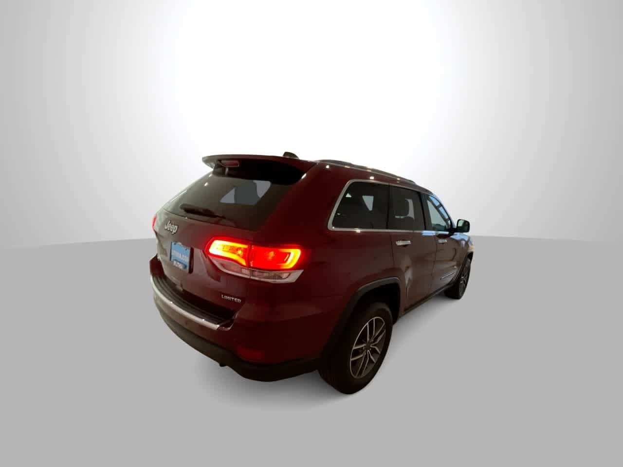 Thumbnail: 2022 Jeep Grand Cherokee - 8