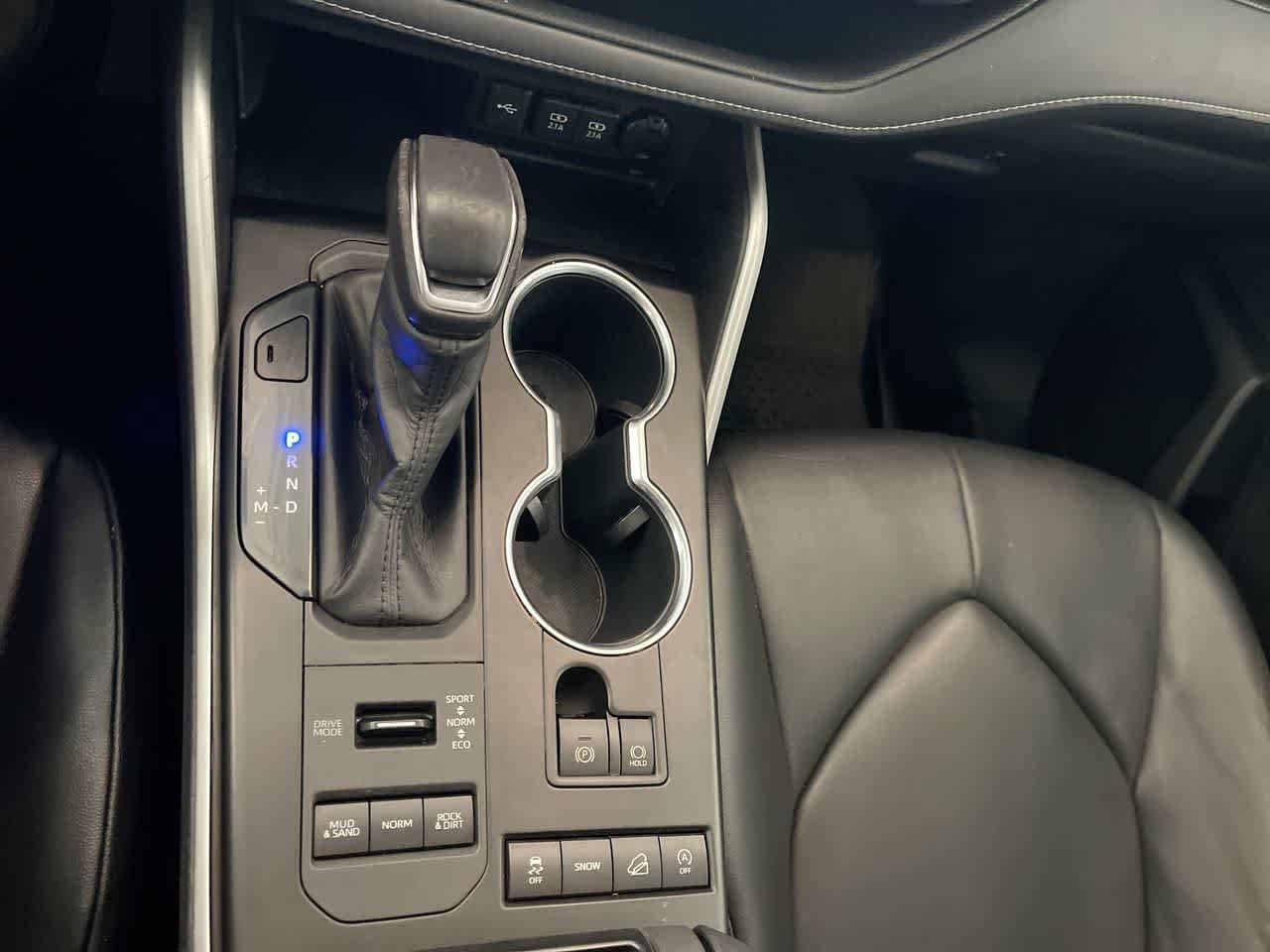 Thumbnail: 2020 Toyota Highlander - 20