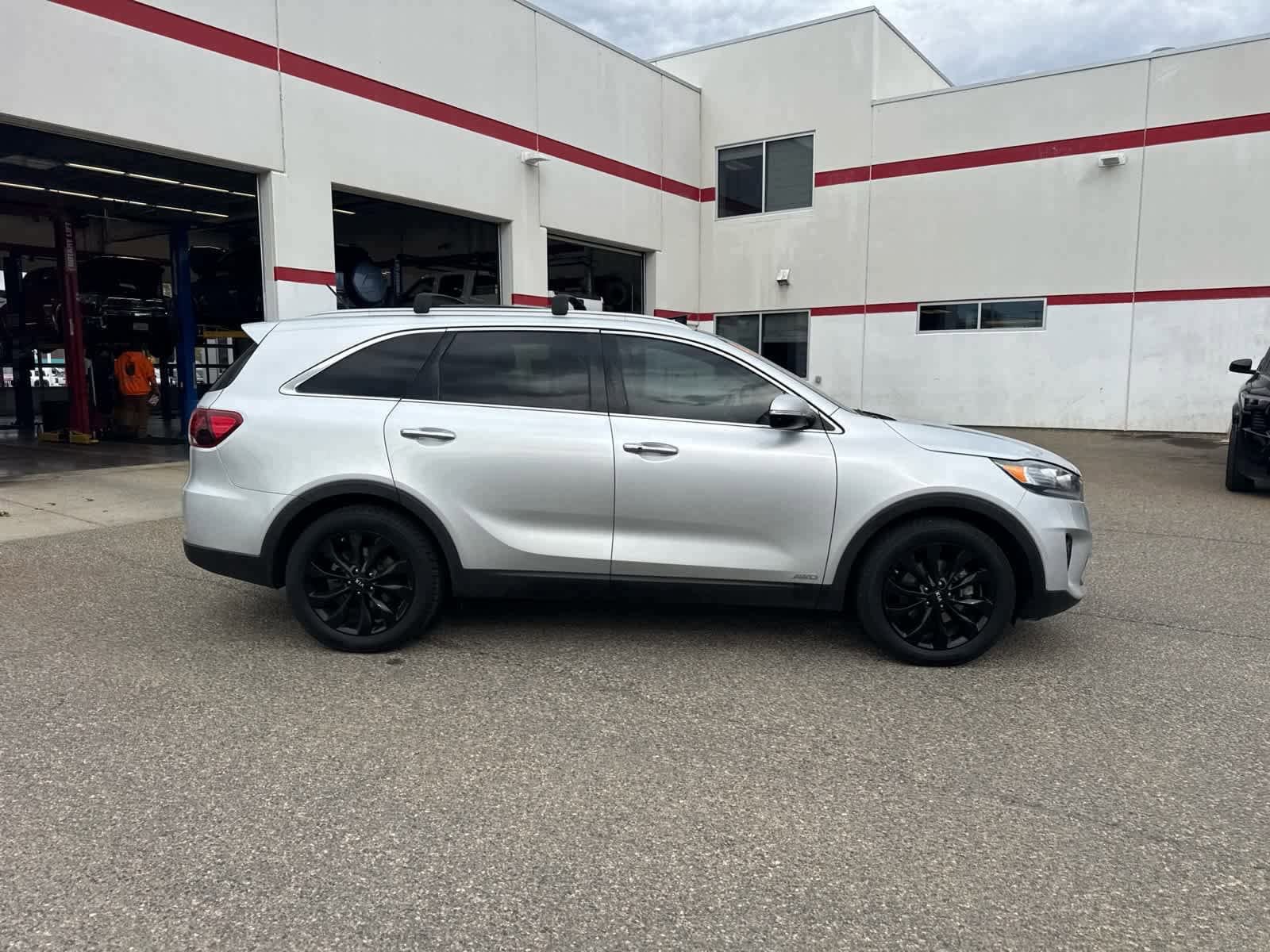Thumbnail: 2020 Kia Sorento - 10