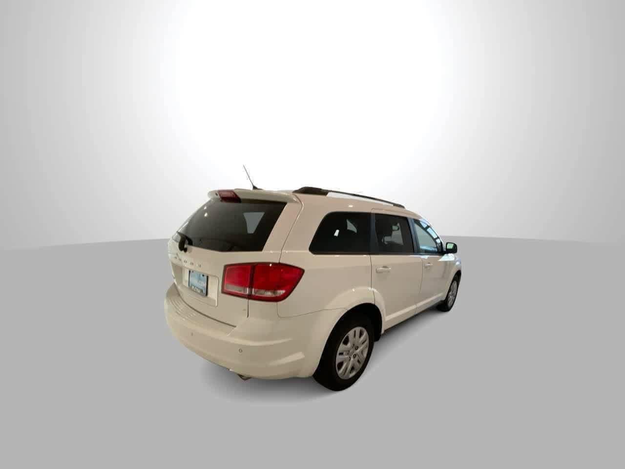 Thumbnail: 2017 Dodge Journey - 8