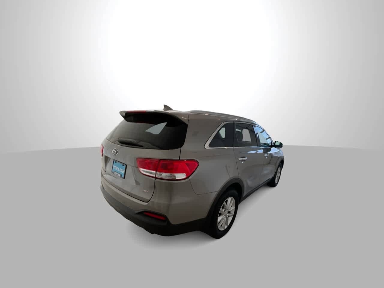 Thumbnail: 2018 Kia Sorento - 8