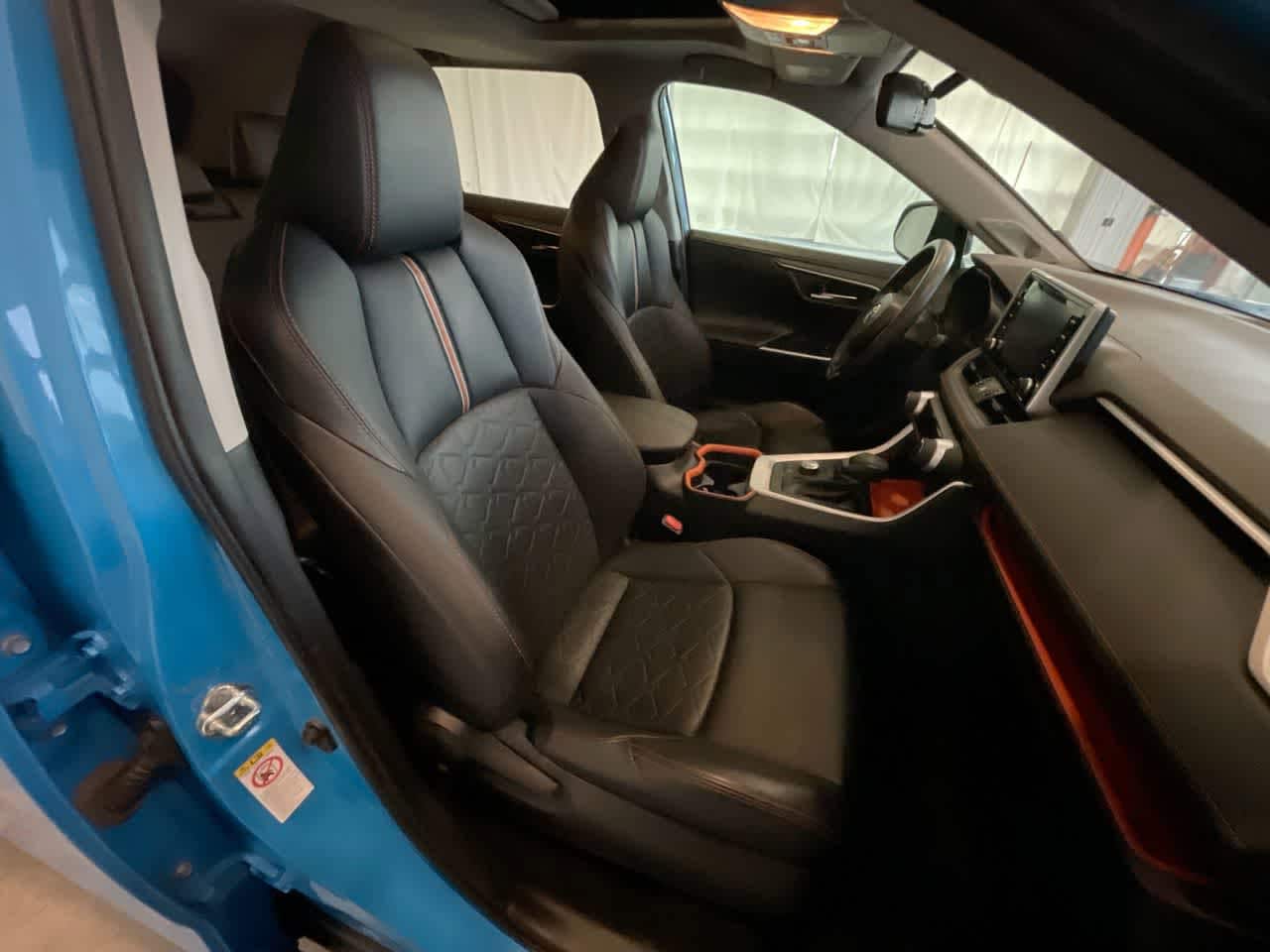 Thumbnail: 2019 Toyota RAV4 - 25