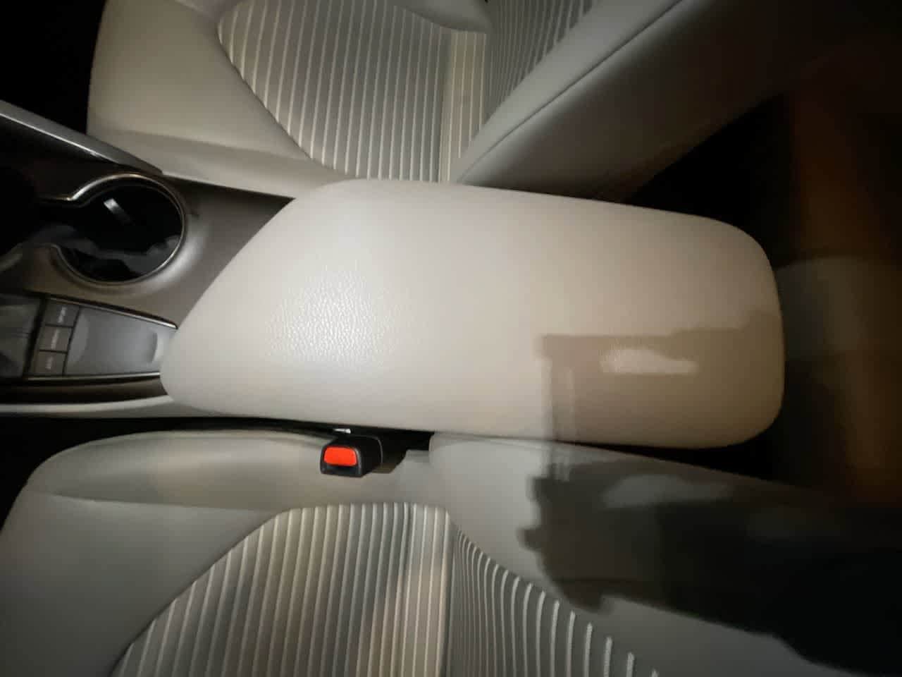 Thumbnail: 2022 Toyota Camry - 21