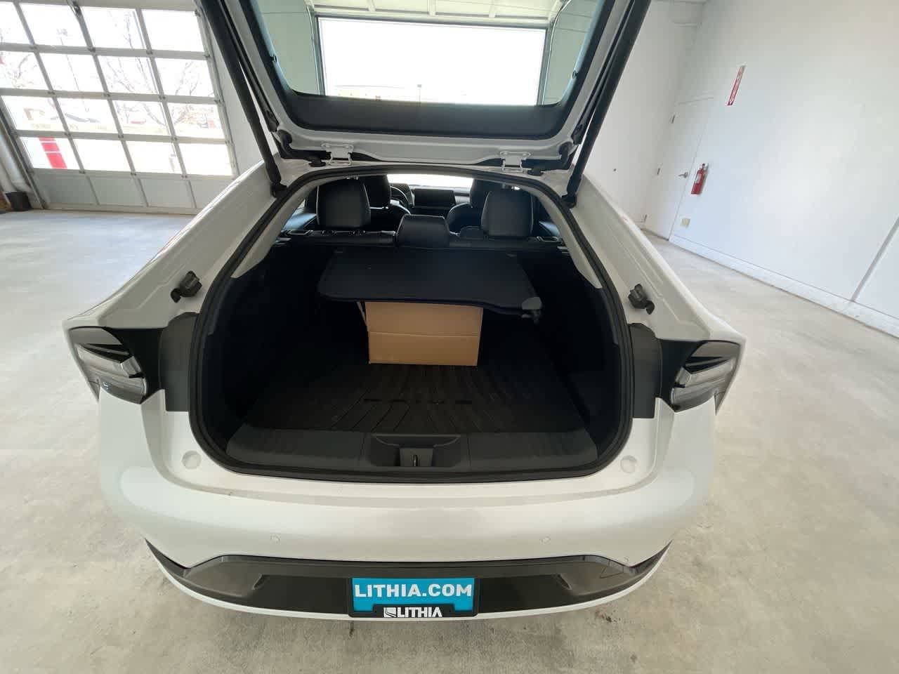 Thumbnail: 2026 Toyota Prius - 23