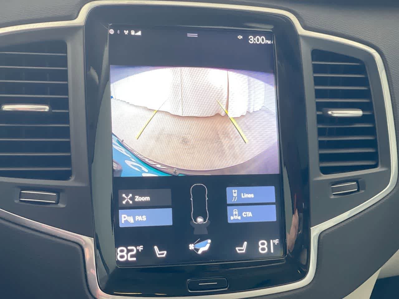 Thumbnail: 2019 Volvo XC90 - 17