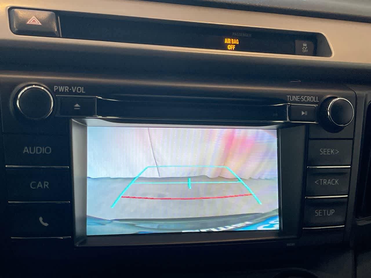 Thumbnail: 2016 Toyota RAV4 - 17