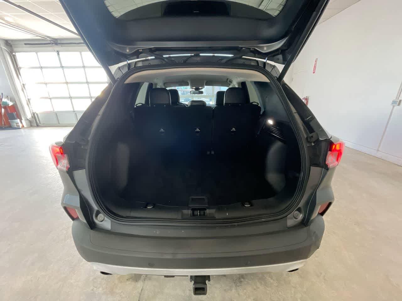 Thumbnail: 2020 Ford Escape - 23