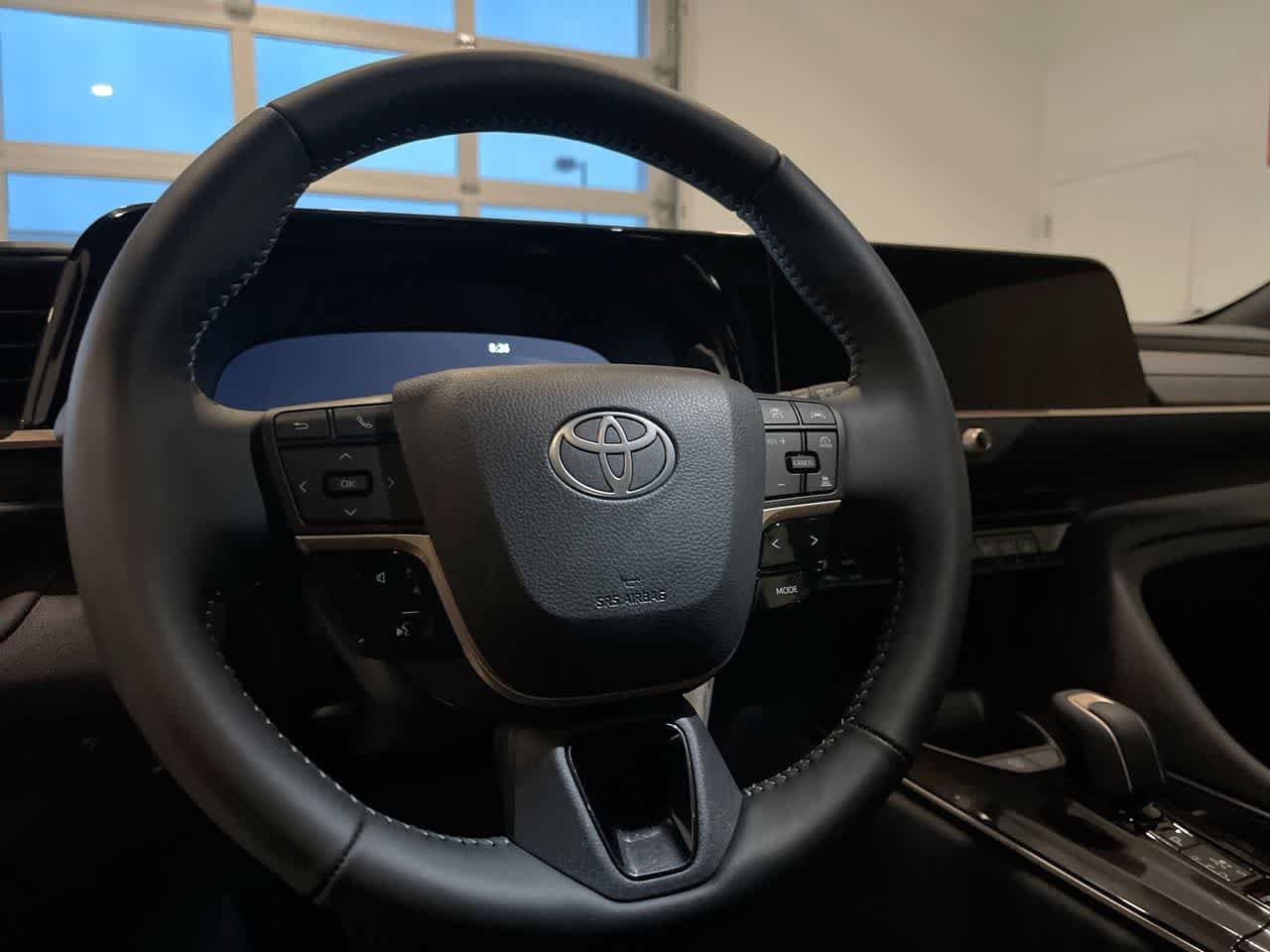 Thumbnail: 2025 Toyota Crown Signia - 14