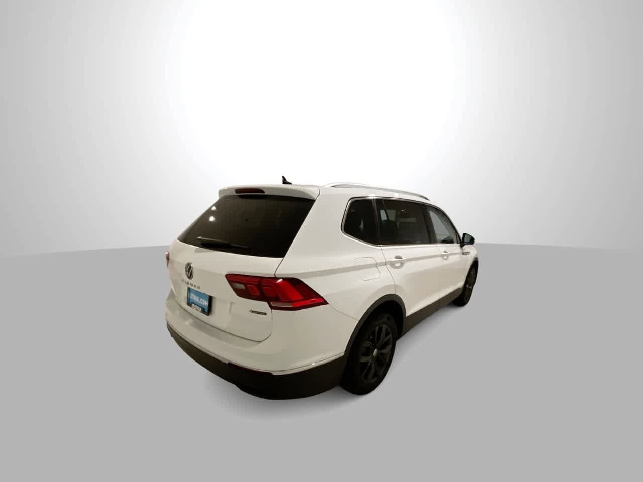 Thumbnail: 2024 Volkswagen Tiguan - 8