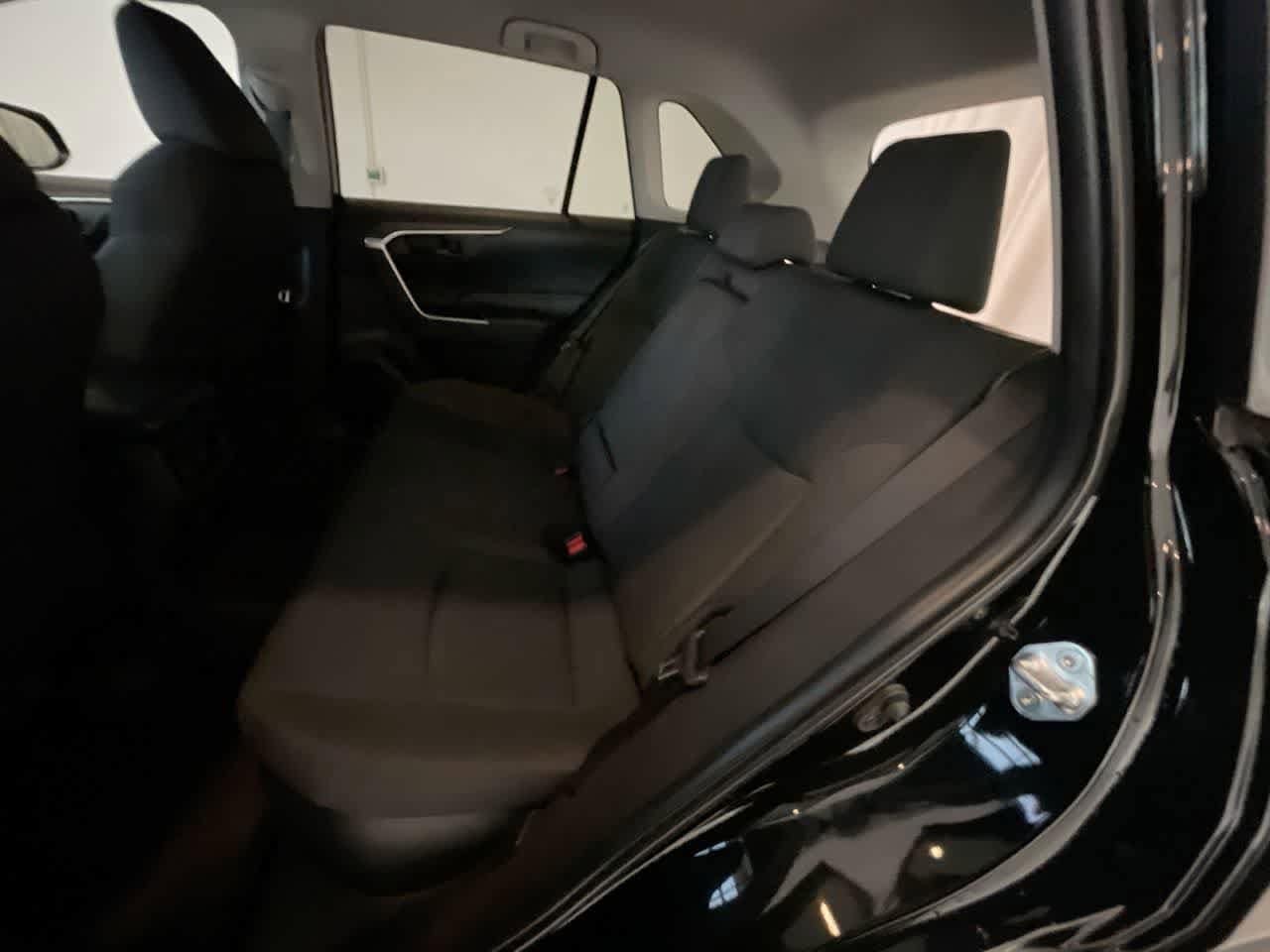 Thumbnail: 2023 Toyota RAV4 - 22