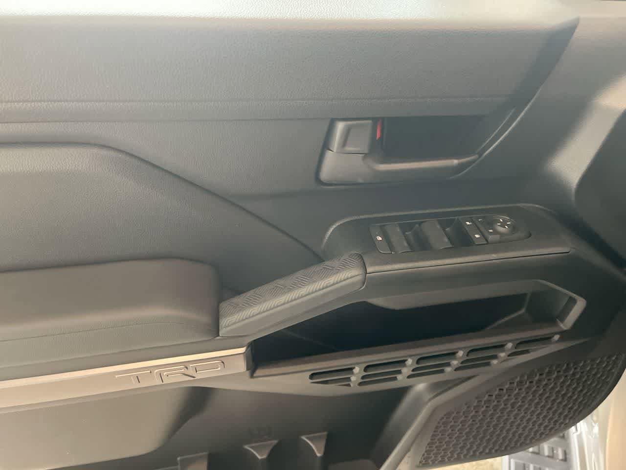 Thumbnail: 2026 Toyota 4Runner - 13