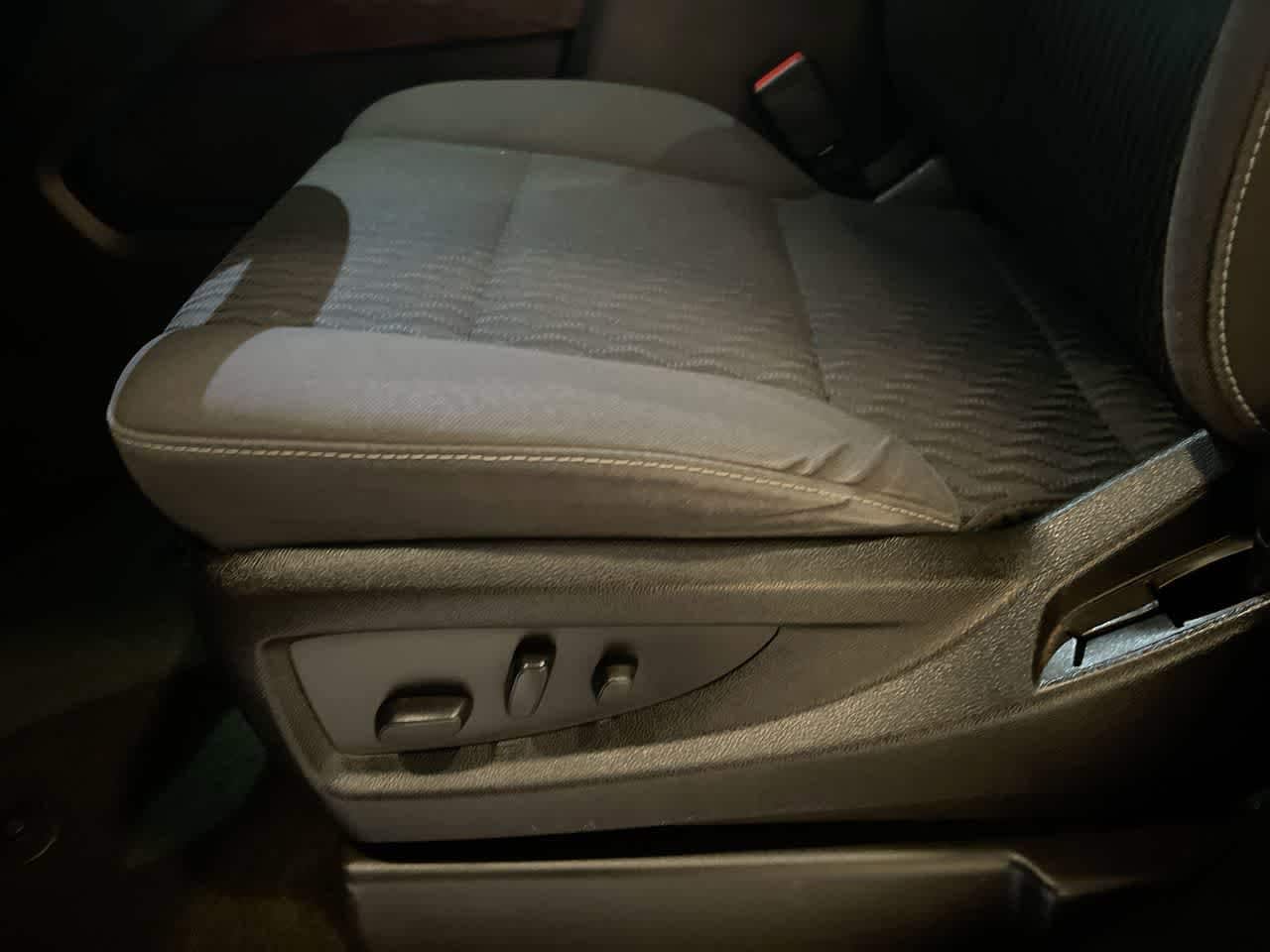 Thumbnail: 2017 GMC Yukon - 12